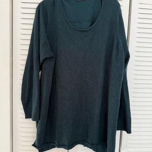 Tahari Deep Green Long Sleeve Sweater